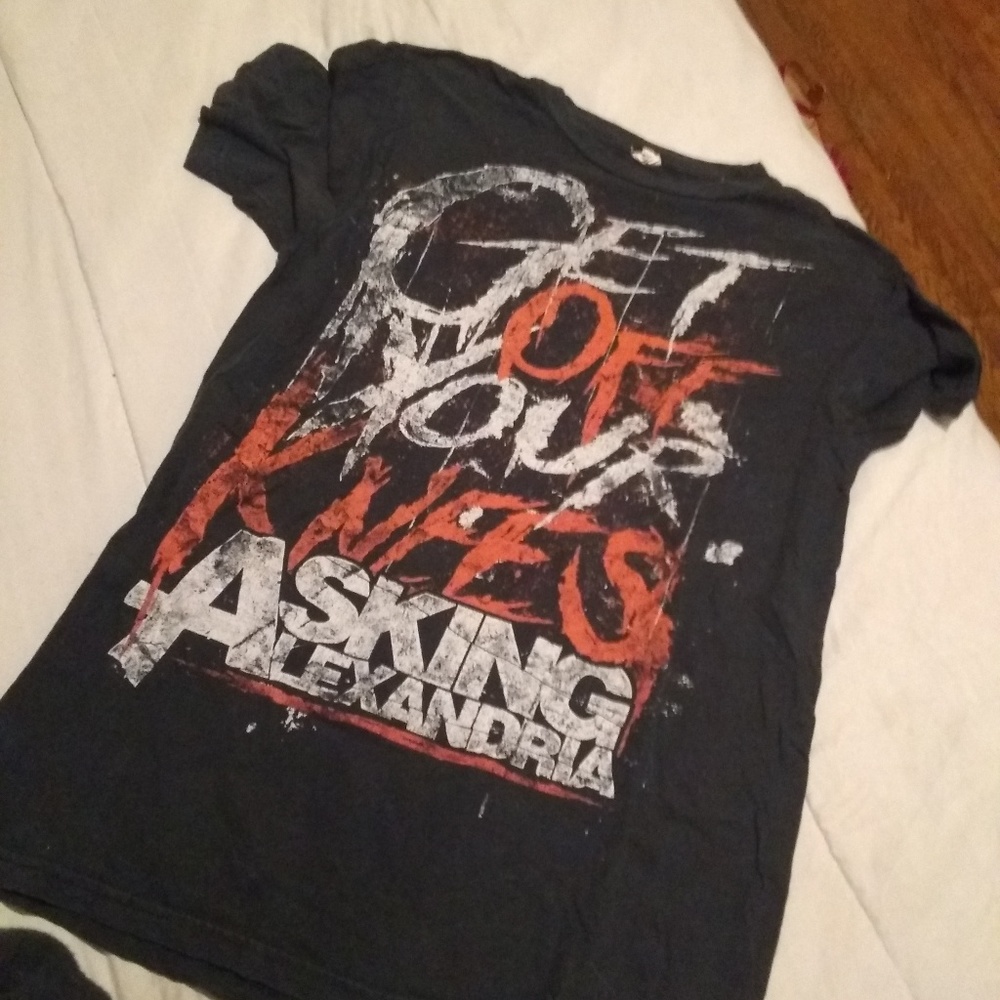 aa band tee.